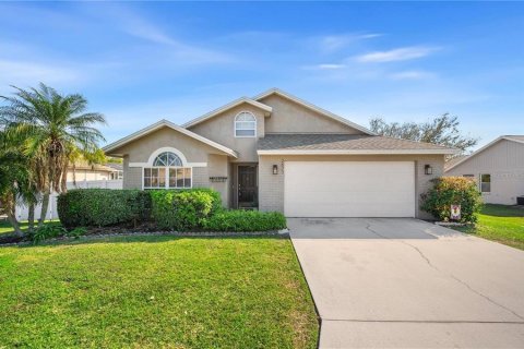 Casa en Lakeland, Florida 3 dormitorios, 131.09 m2 № 2431871