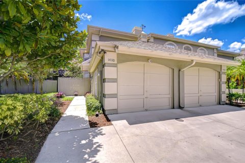 Touwnhouse à vendre à Tampa, Floride: 2 chambres, 139.73 m2 № 1912122 - photo 3