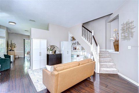 Touwnhouse à vendre à Tampa, Floride: 2 chambres, 139.73 m2 № 1912122 - photo 11