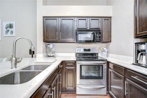 Touwnhouse à vendre à Tampa, Floride: 2 chambres, 139.73 m2 № 1912122 - photo 21