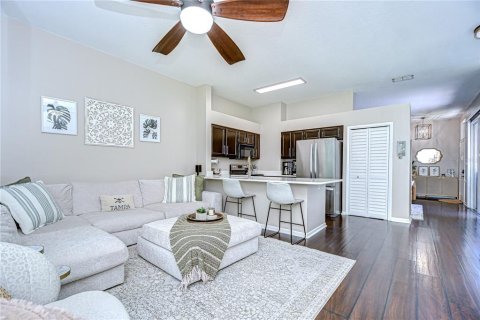Touwnhouse à vendre à Tampa, Floride: 2 chambres, 139.73 m2 № 1912122 - photo 24