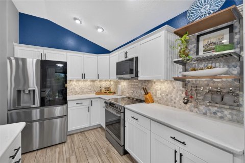 Casa en venta en The Villages, Florida, 3 dormitorios, 189.24 m2 № 2430740 - foto 9