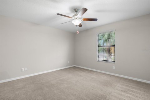 Villa ou maison à vendre à Zephyrhills, Floride: 4 chambres, 238.76 m2 № 2211527 - photo 26