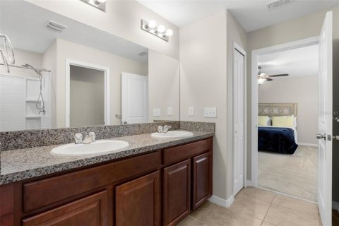 Villa ou maison à vendre à Zephyrhills, Floride: 4 chambres, 238.76 m2 № 2211527 - photo 22