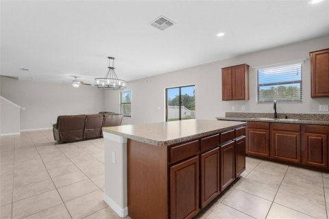 Villa ou maison à vendre à Zephyrhills, Floride: 4 chambres, 238.76 m2 № 2211527 - photo 4