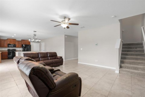 Villa ou maison à vendre à Zephyrhills, Floride: 4 chambres, 238.76 m2 № 2211527 - photo 8