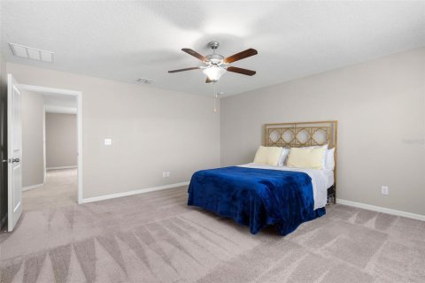 Villa ou maison à vendre à Zephyrhills, Floride: 4 chambres, 238.76 m2 № 2211527 - photo 19