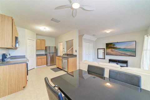 Touwnhouse à vendre à Lakewood Ranch, Floride: 2 chambres, 107.77 m2 № 2120322 - photo 13