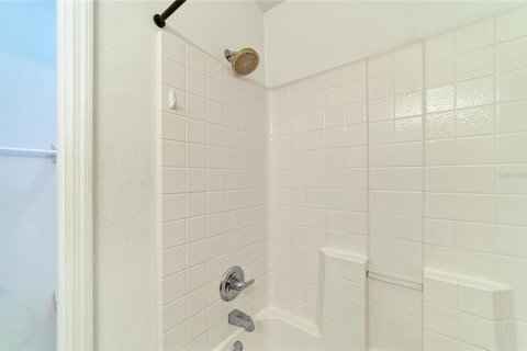 Touwnhouse à vendre à Lakewood Ranch, Floride: 2 chambres, 107.77 m2 № 2120322 - photo 25