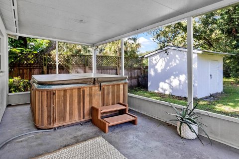 Villa ou maison à vendre à Sarasota, Floride: 3 chambres, 137.5 m2 № 2400090 - photo 21