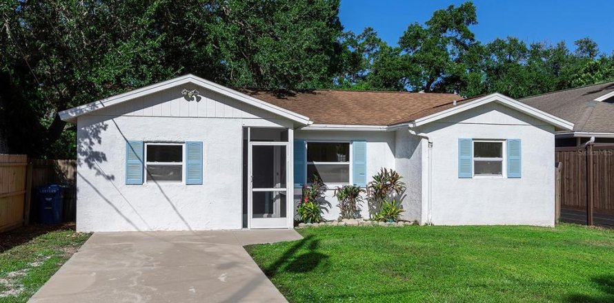 Villa ou maison à Sarasota, Floride 3 chambres, 137.5 m2 № 2400090