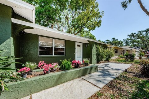 House in Saint Petersburg, Florida 2 bedrooms, 111.11 sq.m. № 1636883 - photo 26