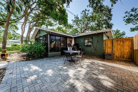 House in Saint Petersburg, Florida 2 bedrooms, 111.11 sq.m. № 1636883 - photo 23
