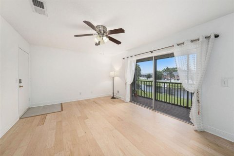 Condo in Tampa, Florida, 1 bedroom  № 2142789 - photo 3