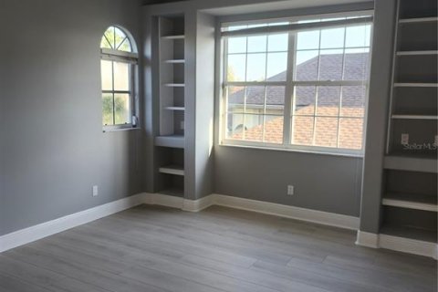 House in Port Charlotte, Florida 5 bedrooms, 361.67 sq.m. № 1901270 - photo 28