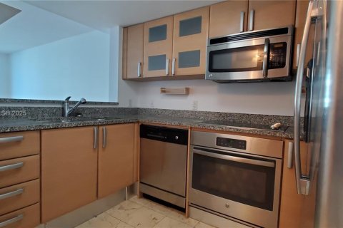 Copropriété à vendre à Miami, Floride: 1 chambre, 73.49 m2 № 1925568 - photo 2