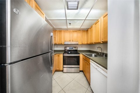 Condominio en venta en Miami, Florida, 2 dormitorios, 78.78 m2 № 1782026 - foto 5