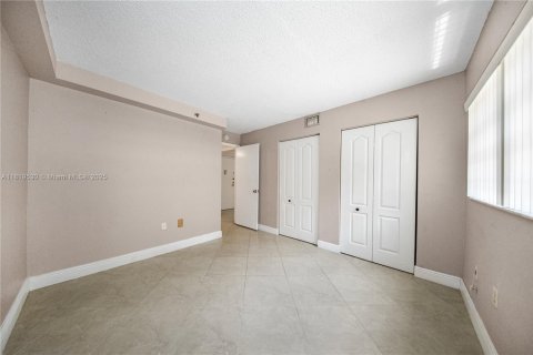Condominio en venta en Miami, Florida, 2 dormitorios, 78.78 m2 № 1782026 - foto 14