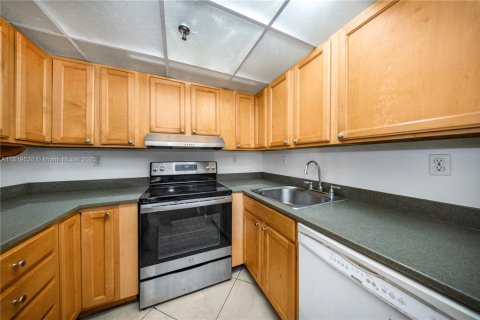 Condominio en venta en Miami, Florida, 2 dormitorios, 78.78 m2 № 1782026 - foto 6