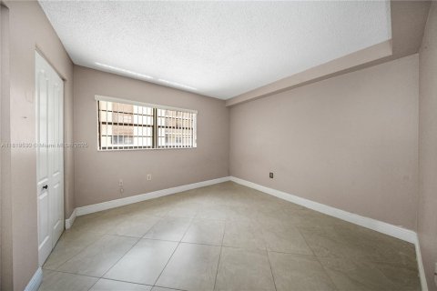 Condominio en venta en Miami, Florida, 2 dormitorios, 78.78 m2 № 1782026 - foto 13