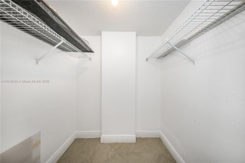 Condominio en venta en Miami, Florida, 2 dormitorios, 78.78 m2 № 1782026 - foto 12
