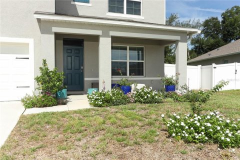House in Deltona, Florida 5 bedrooms, 250.46 sq.m. № 1295652 - photo 3