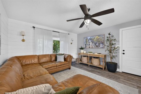 Villa ou maison à vendre à Maitland, Floride: 4 chambres, 188.87 m2 № 2408914 - photo 19