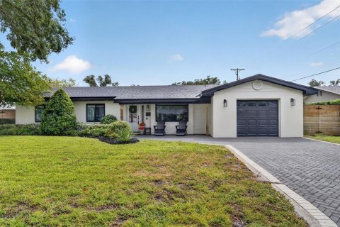 Villa ou maison à vendre à Maitland, Floride: 4 chambres, 188.87 m2 № 2408914 - photo 2