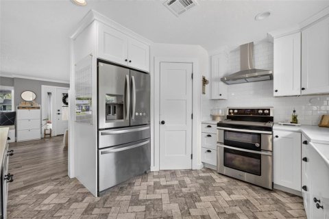 Villa ou maison à vendre à Maitland, Floride: 4 chambres, 188.87 m2 № 2408914 - photo 14