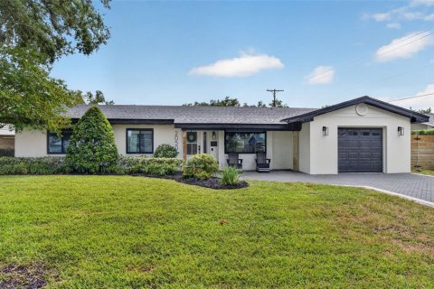 Villa ou maison à vendre à Maitland, Floride: 4 chambres, 188.87 m2 № 2408914 - photo 3