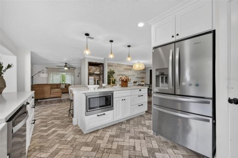 Villa ou maison à vendre à Maitland, Floride: 4 chambres, 188.87 m2 № 2408914 - photo 17