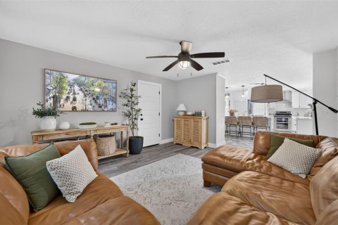 Villa ou maison à vendre à Maitland, Floride: 4 chambres, 188.87 m2 № 2408914 - photo 21
