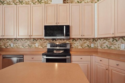 Villa ou maison à vendre à Odessa, Floride: 4 chambres, 223.43 m2 № 2398461 - photo 15