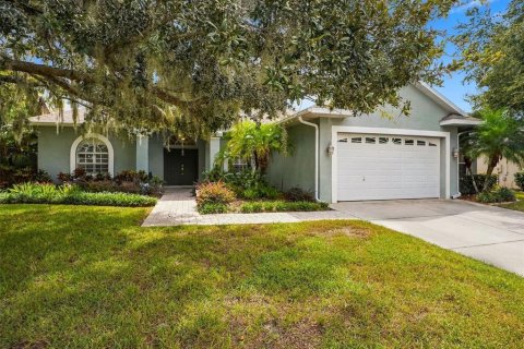Villa ou maison à vendre à Odessa, Floride: 4 chambres, 223.43 m2 № 2398461 - photo 2