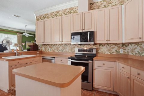Villa ou maison à vendre à Odessa, Floride: 4 chambres, 223.43 m2 № 2398461 - photo 18