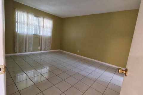 Copropriété à vendre à Lauderhill, Floride: 1 chambre, 63.17 m2 № 2087794 - photo 9