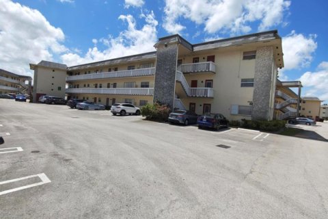 Condo à Lauderhill, Floride, 1 chambre  № 2087794