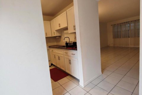 Copropriété à vendre à Lauderhill, Floride: 1 chambre, 63.17 m2 № 2087794 - photo 4