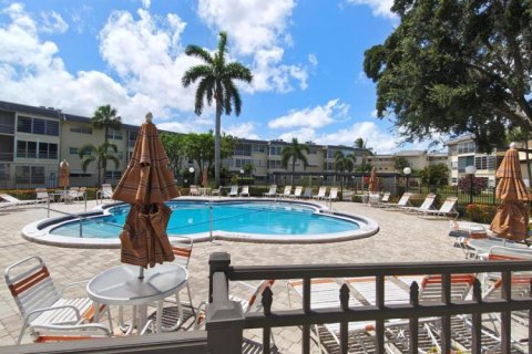 Copropriété à vendre à Lauderhill, Floride: 1 chambre, 63.17 m2 № 2087794 - photo 13