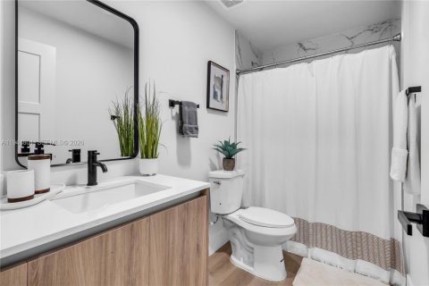 Apartment in Miami, Florida 2 bedrooms № 2001395 - photo 15