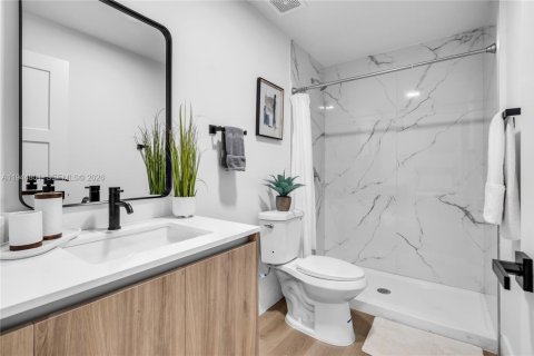 Apartment in Miami, Florida 2 bedrooms № 2001395 - photo 16