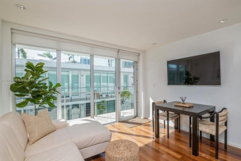Copropriété à louer à Miami Beach, Floride: 1 chambre, 38.18 m2 № 1940328 - photo 9
