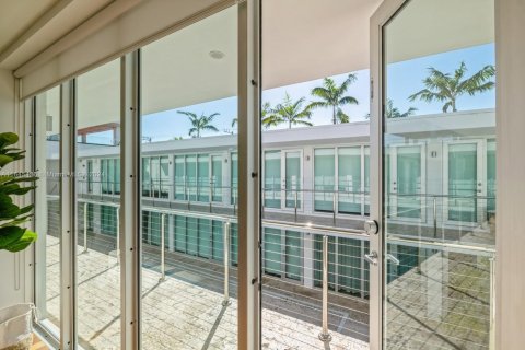 Copropriété à louer à Miami Beach, Floride: 1 chambre, 38.18 m2 № 1940328 - photo 6