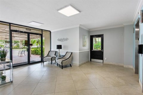 Copropriété à vendre à Pompano Beach, Floride: 3 chambres, 129.13 m2 № 1942823 - photo 21