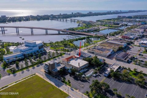 Commercial property in Daytona Beach, Florida 158.4 sq.m. № 1825299 - photo 13