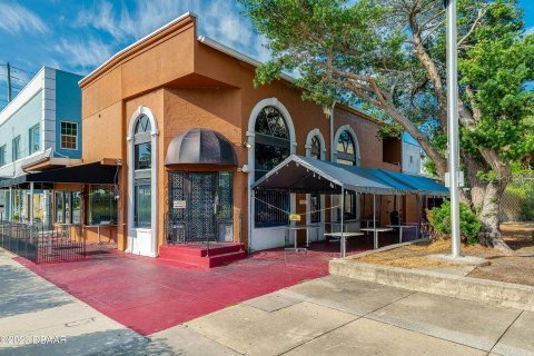Commercial property in Daytona Beach, Florida 158.4 sq.m. № 1825299 - photo 2