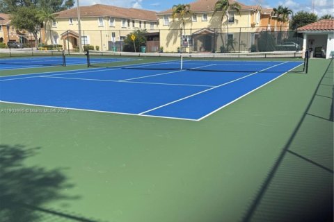 Снять в аренду квартиру в Майами, Флорида 2 спальни, 92.9м2, № 1954842 - фото 6