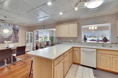 Casa en venta en Sun City Center, Florida, 2 dormitorios, 234.86 m2 № 1569703 - foto 4