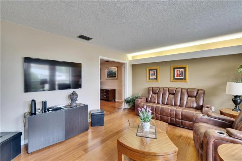 Casa en venta en Sun City Center, Florida, 2 dormitorios, 234.86 m2 № 1569703 - foto 14