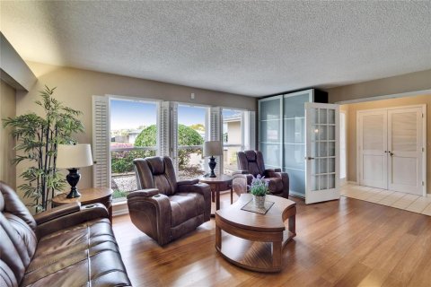 Casa en venta en Sun City Center, Florida, 2 dormitorios, 234.86 m2 № 1569703 - foto 15